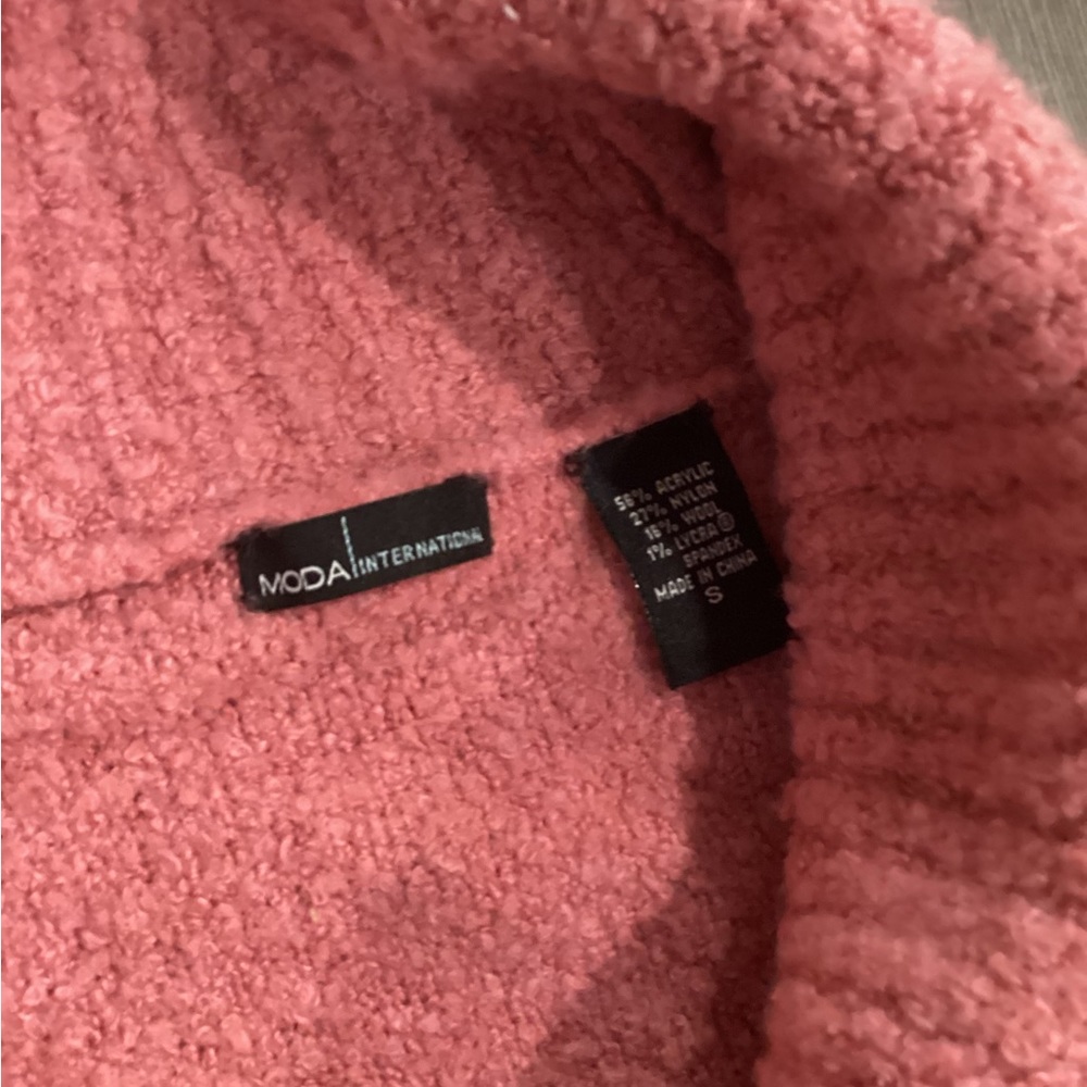 MODA International Sweater - Picture 4 of 6